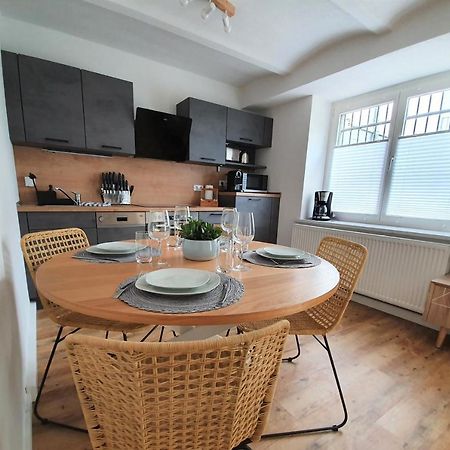 Pb Ferienwohnungen - Fewo 1 - Stilvoll Eingerichtetes Apartment Im Herzen Senftenbergs 外观 照片