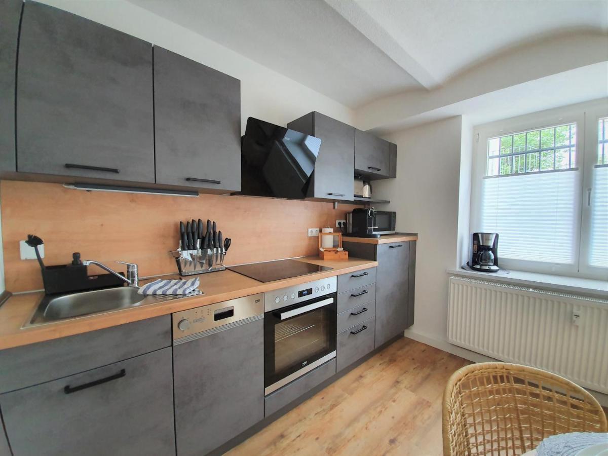 Pb Ferienwohnungen - Fewo 1 - Stilvoll Eingerichtetes Apartment Im Herzen Senftenbergs 外观 照片